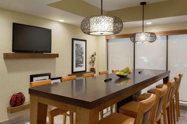 Hampton Inn By Hilton Des Moines West image 11