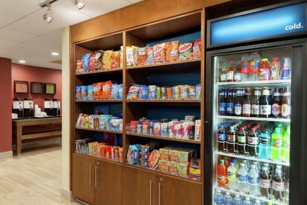 Hampton Inn By Hilton Des Moines West image 12